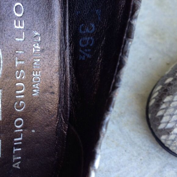 AGL Gray White Snakeskin Embossed Leather pumps Euro 36.5 - Picture 4 of 6